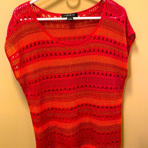 Top - Picture 2 of 2